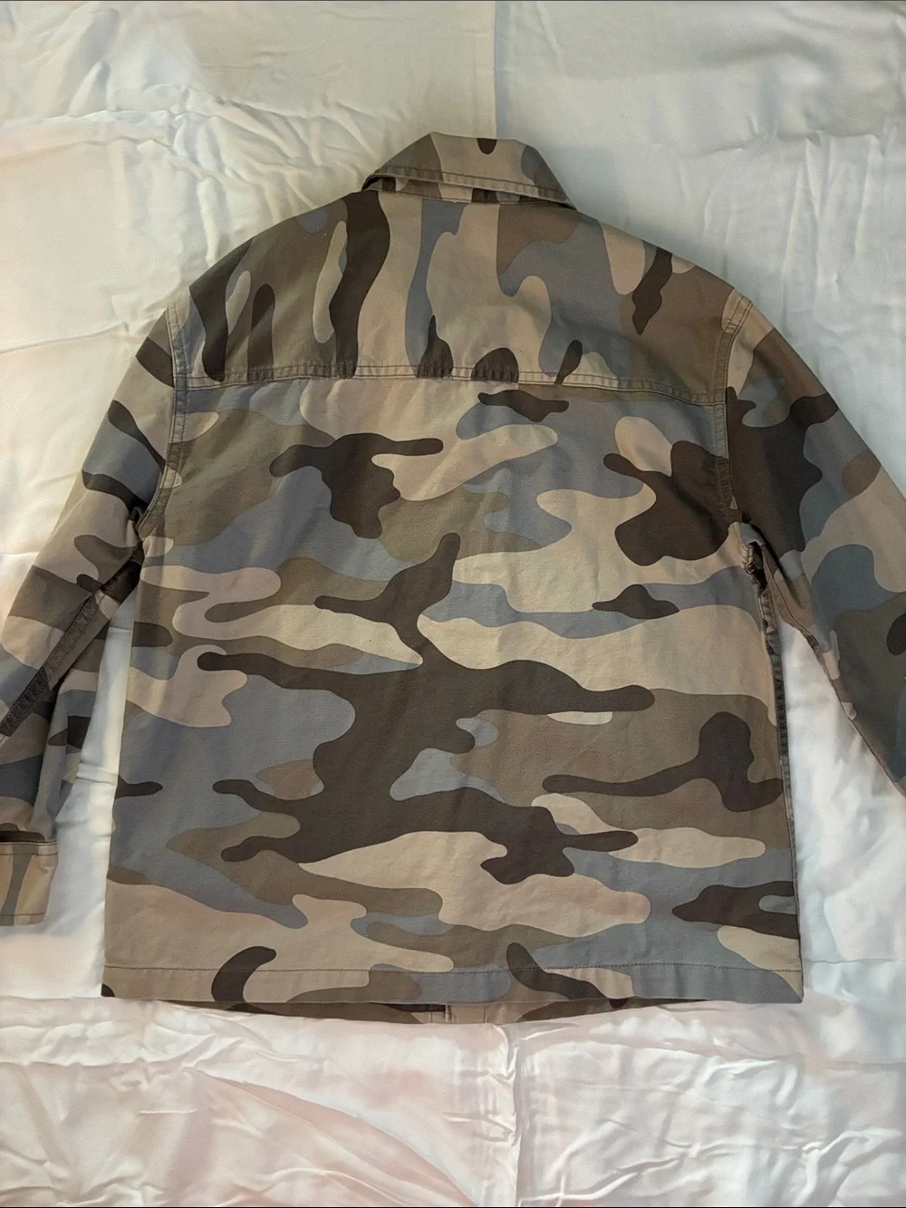 Gap khaki camo shirt